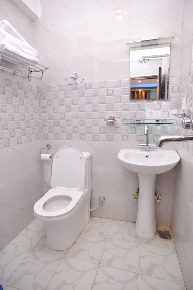 Hotel Arati Superior Double Room 6