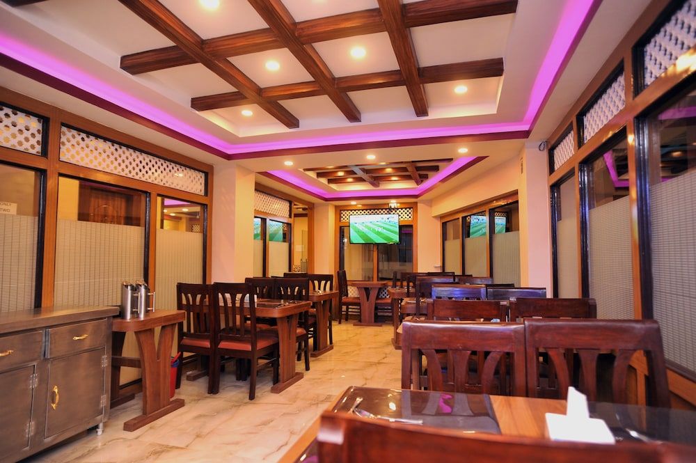 undefined Hotel Arati 10