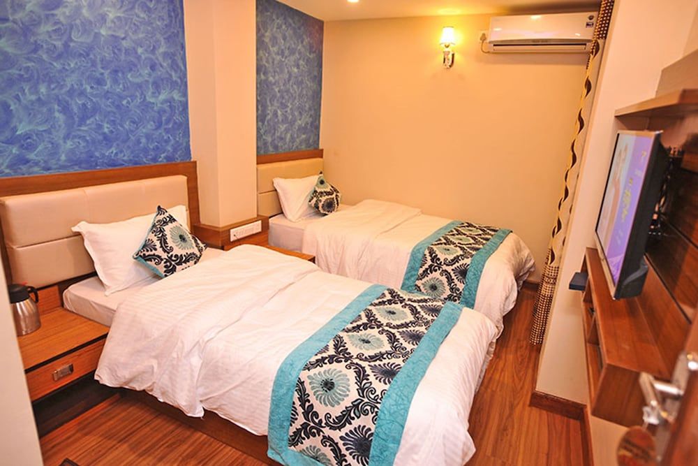 Hotel Arati Standard Double Room, Non Smoking 7