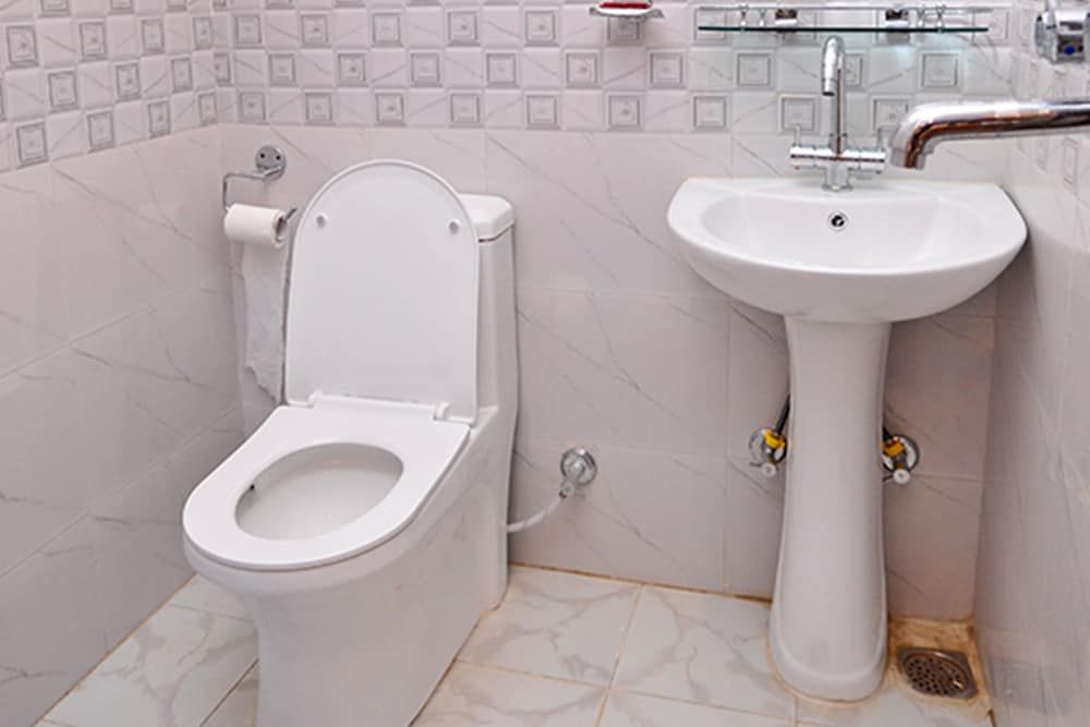 Hotel Arati Standard Double Room, Non Smoking 6