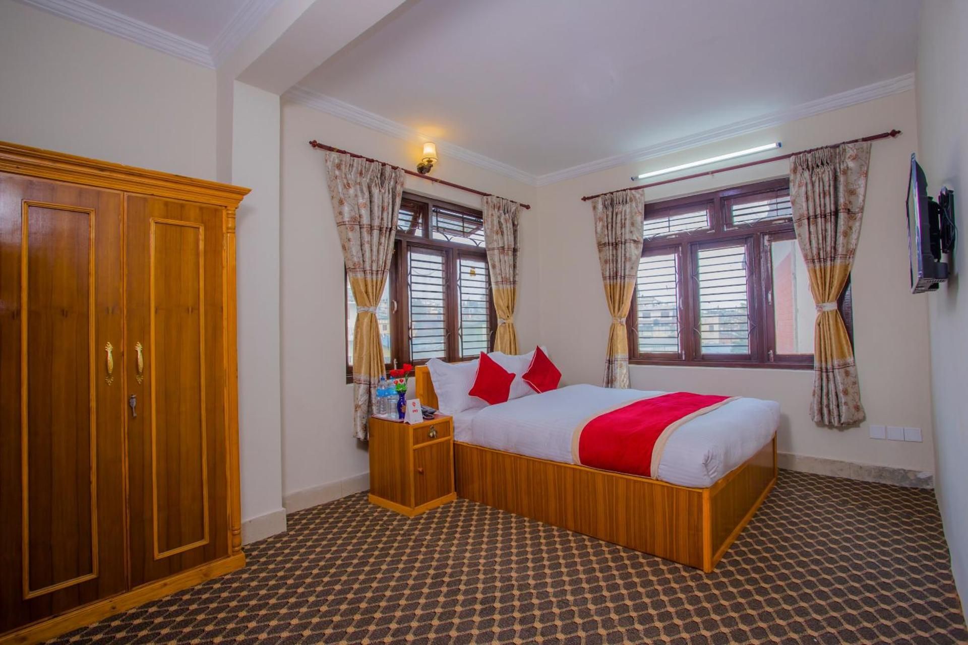 undefined OYO 293 Royal Bouddha Hotel 9