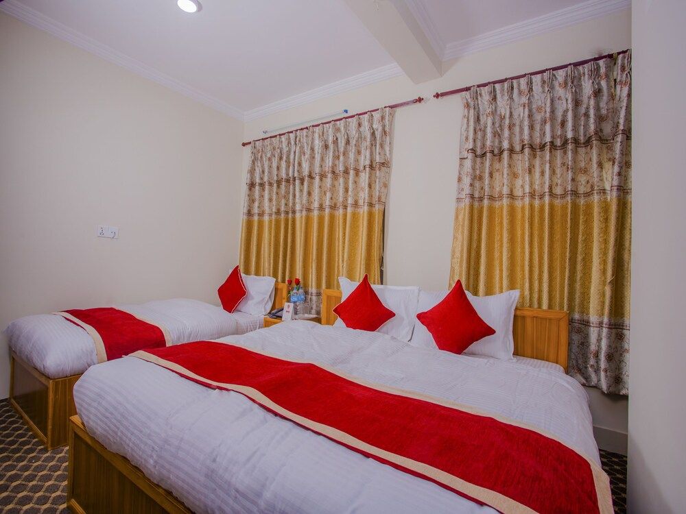 undefined OYO 293 Royal Bouddha Hotel 8