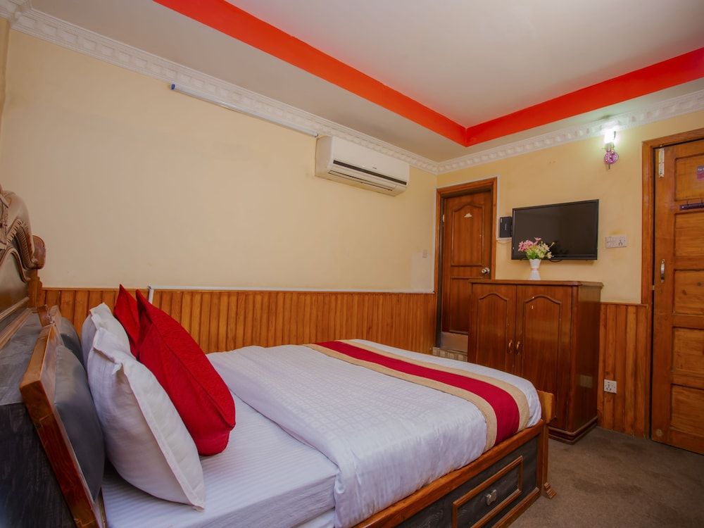 undefined OYO 305 Hotel Gauri 10