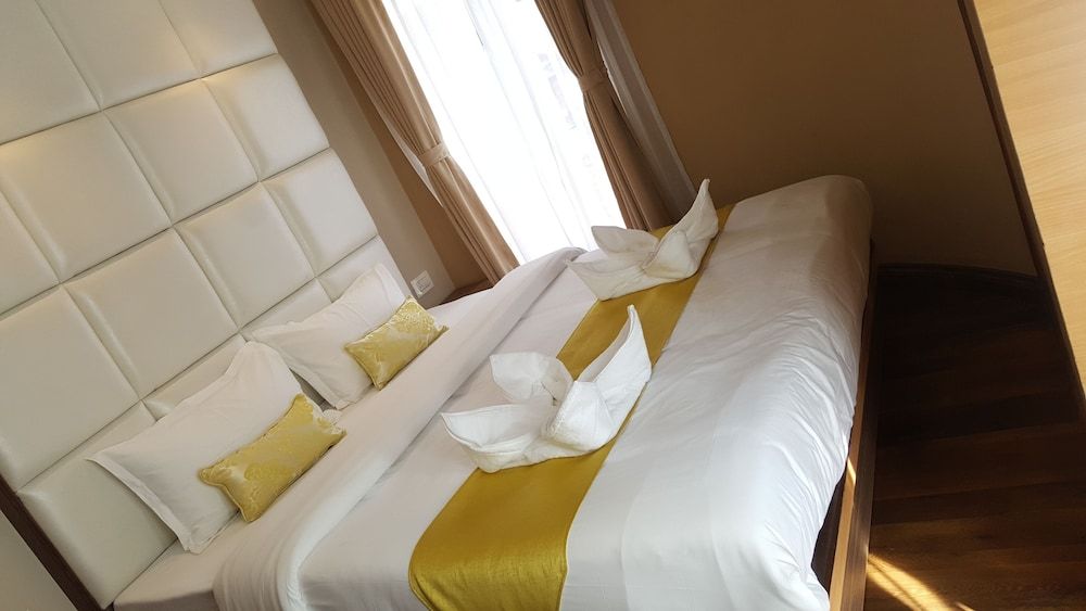 undefined Hotel Bihani 2