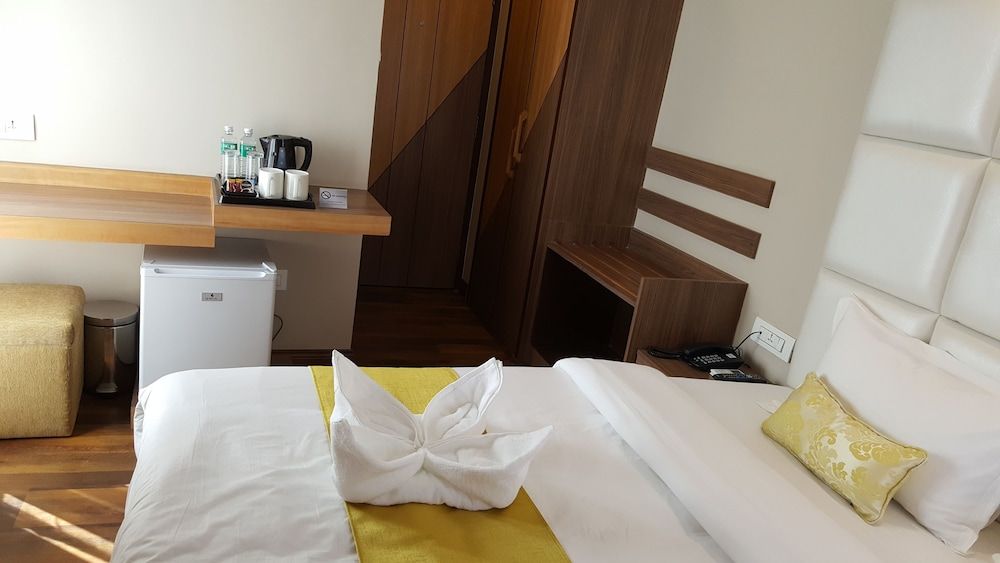 Hotel Bihani Superior Room, 1 King Bed 4