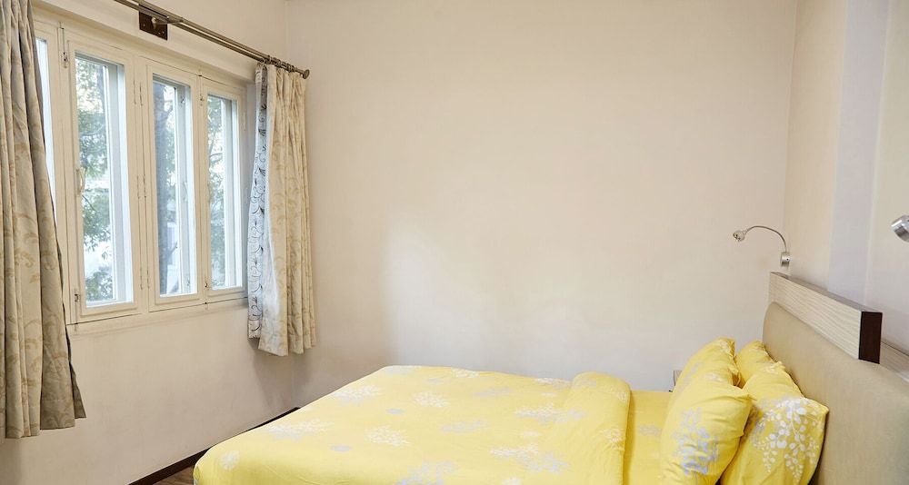 Rani Kunj by Casa Deyra Luxurious 1BR w/ huge garden 2