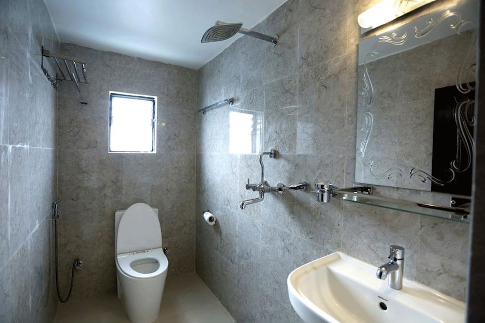 Hotel Readers Inn Pvt.Ltd Deluxe Room 3