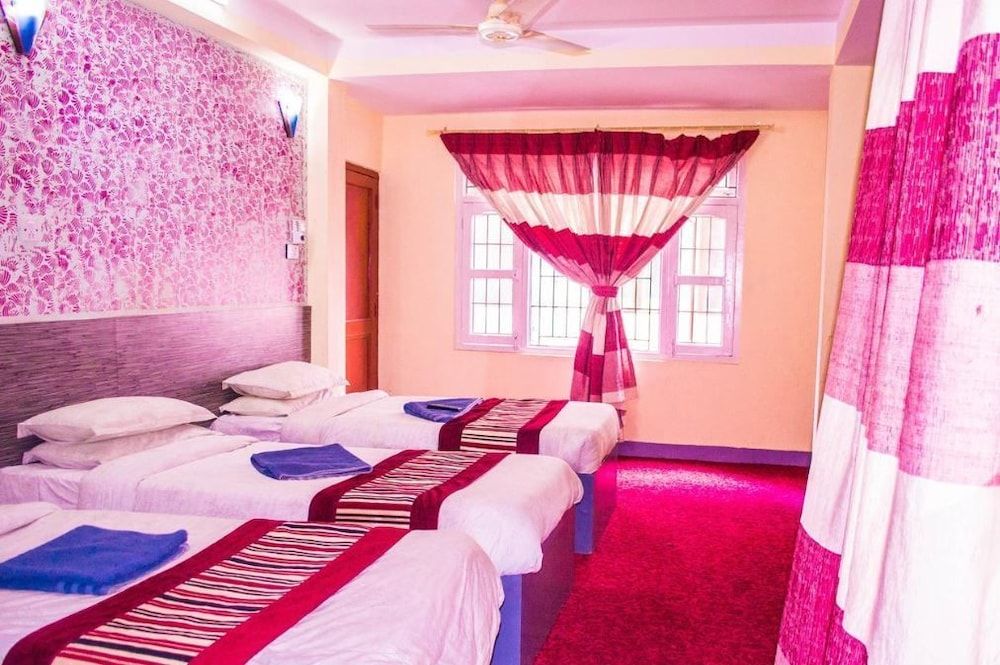 Hotel Om Ganapati Triple Room 3