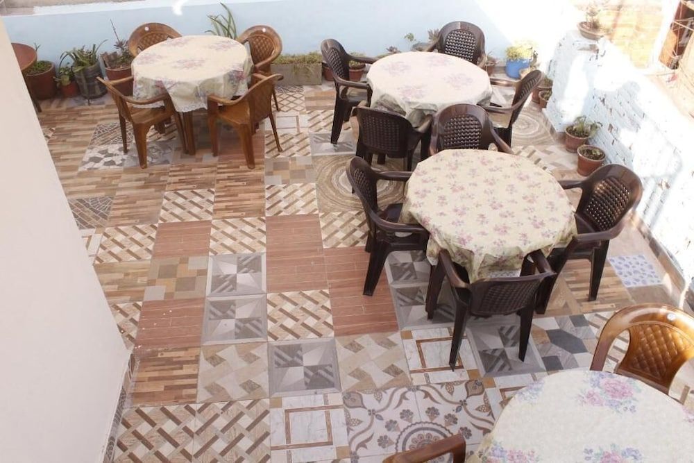 undefined Mountain Backpackers Hostel 9