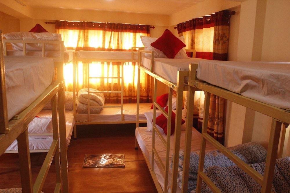 Mountain Backpackers Hostel City Shared Dormitory, Multiple Beds, Hill View 2