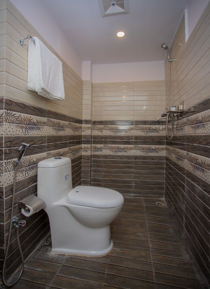 undefined OYO 264 Hotel Antique Kutty 5