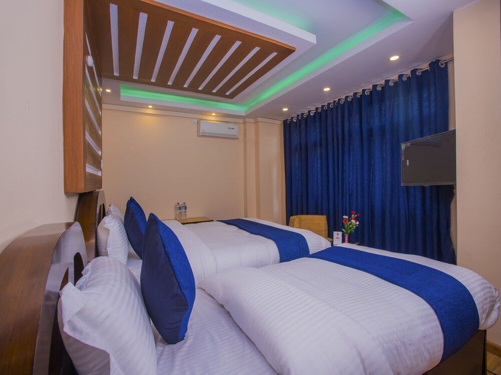 undefined OYO 264 Hotel Antique Kutty 3