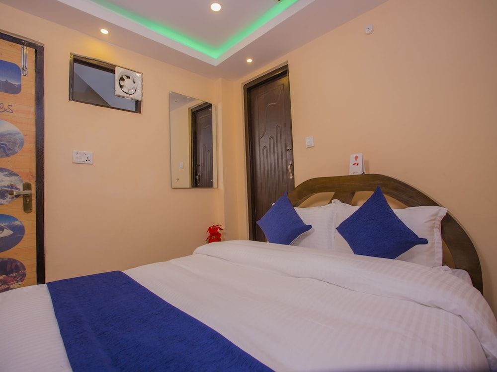 undefined OYO 264 Hotel Antique Kutty 10