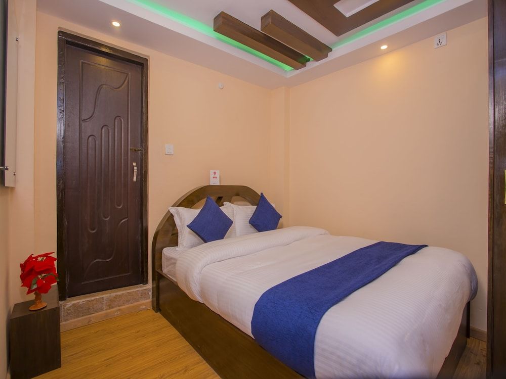 undefined OYO 264 Hotel Antique Kutty 7