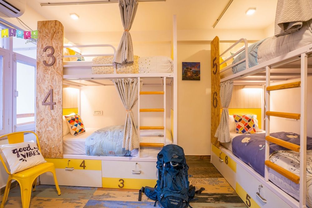 undefined Flock Kathmandu 2