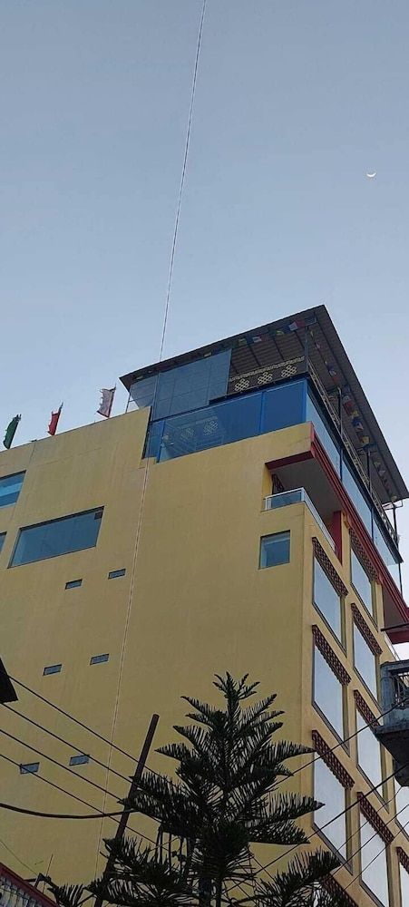 undefined Hotel Yakroo Manang 4