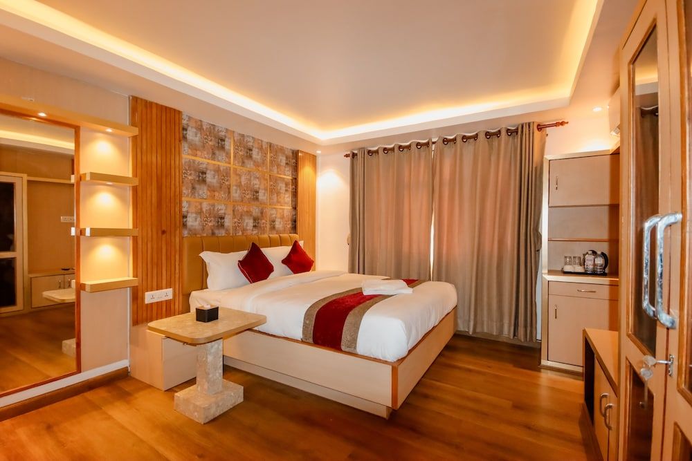 Hotel Elegant Kathmandu Inn Deluxe Double Room 6