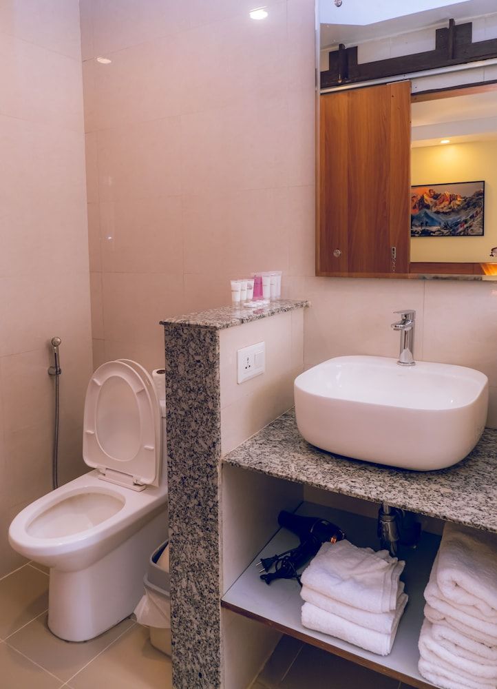 Magnificent Hotel Deluxe Triple Room, 3 Twin Beds 4