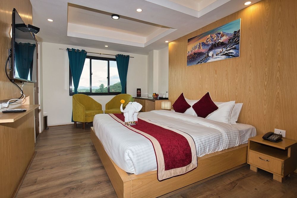 Hotel Grand View Deluxe Double Room 8