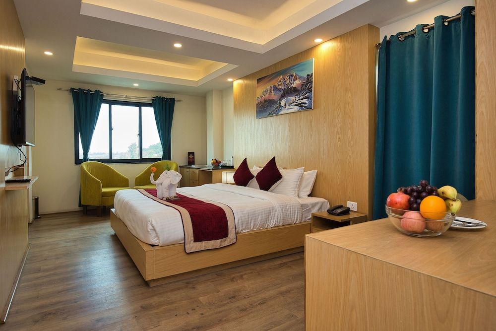 Hotel Grand View Deluxe Double Room 9