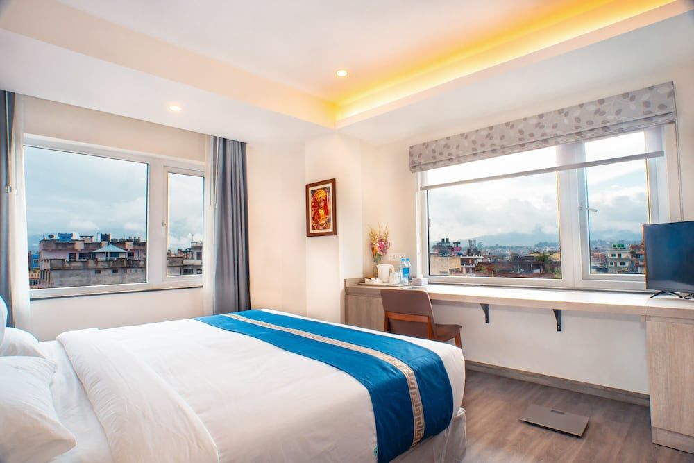 undefined Mila Hotel 9