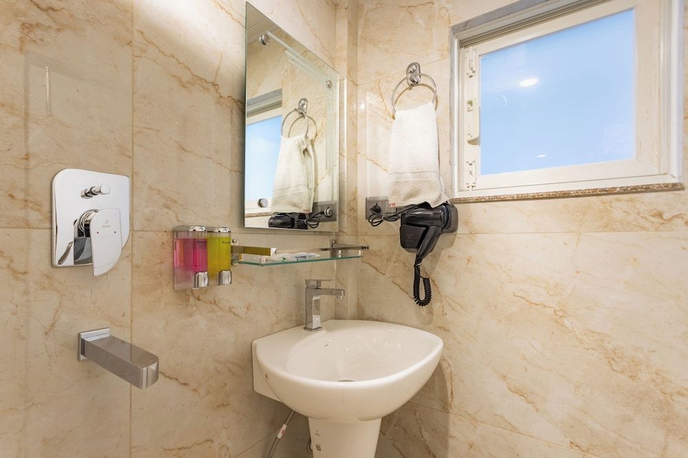 Amarawati Boutique Hotel Deluxe Single Room 4