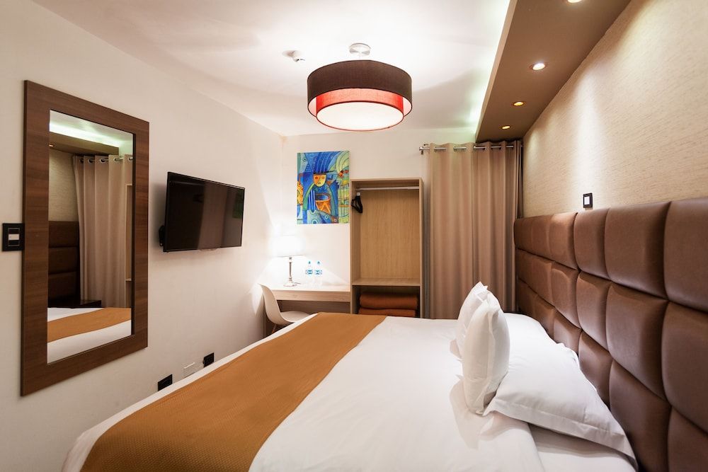 Junior Suite, 1 Queen Bed, Tower