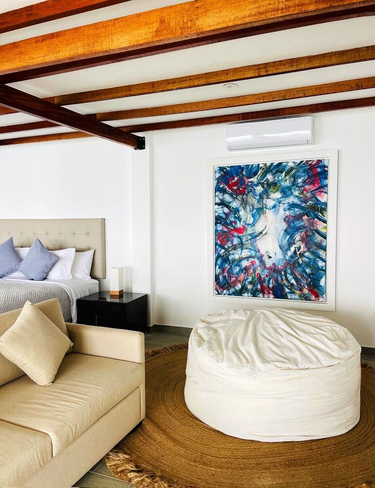 Presidential Studio Suite, 1 Bedroom, Refrigerator & Microwave, Beach View