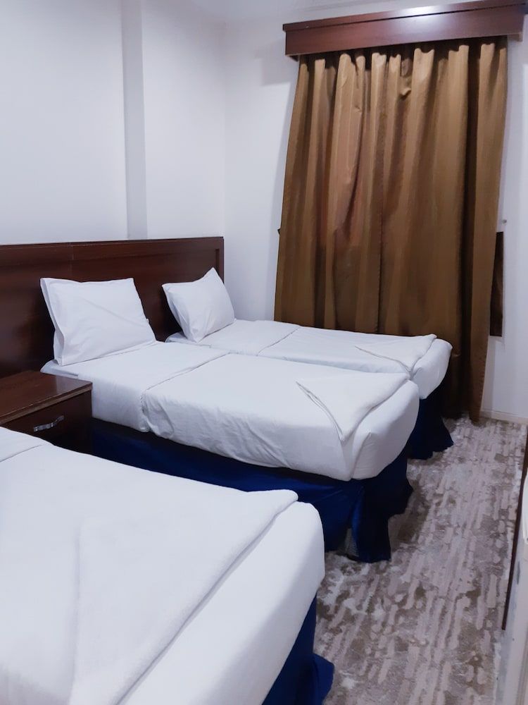 undefined Manarat Al Eman Hotel 5