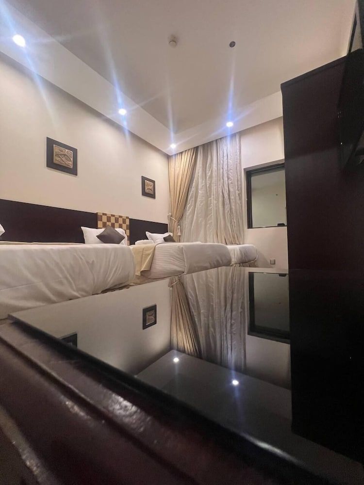 Joury Al mashaar Deluxe Double Room 10