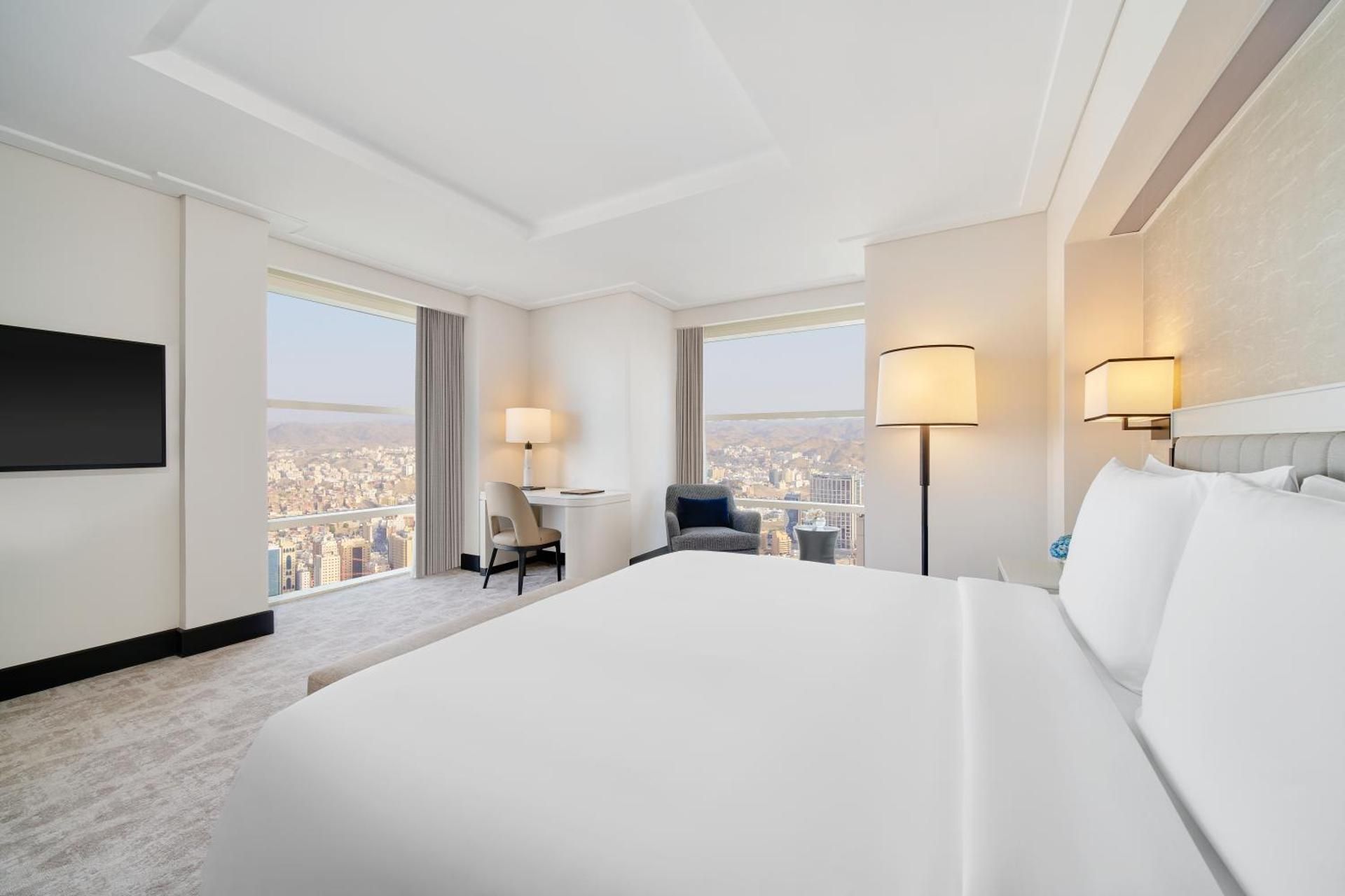 Panoramic Haram View Suite