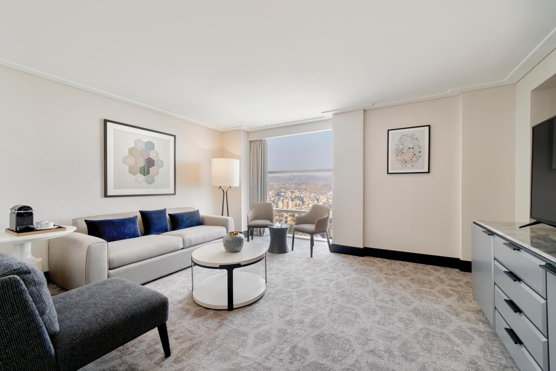 Executive Suite City view