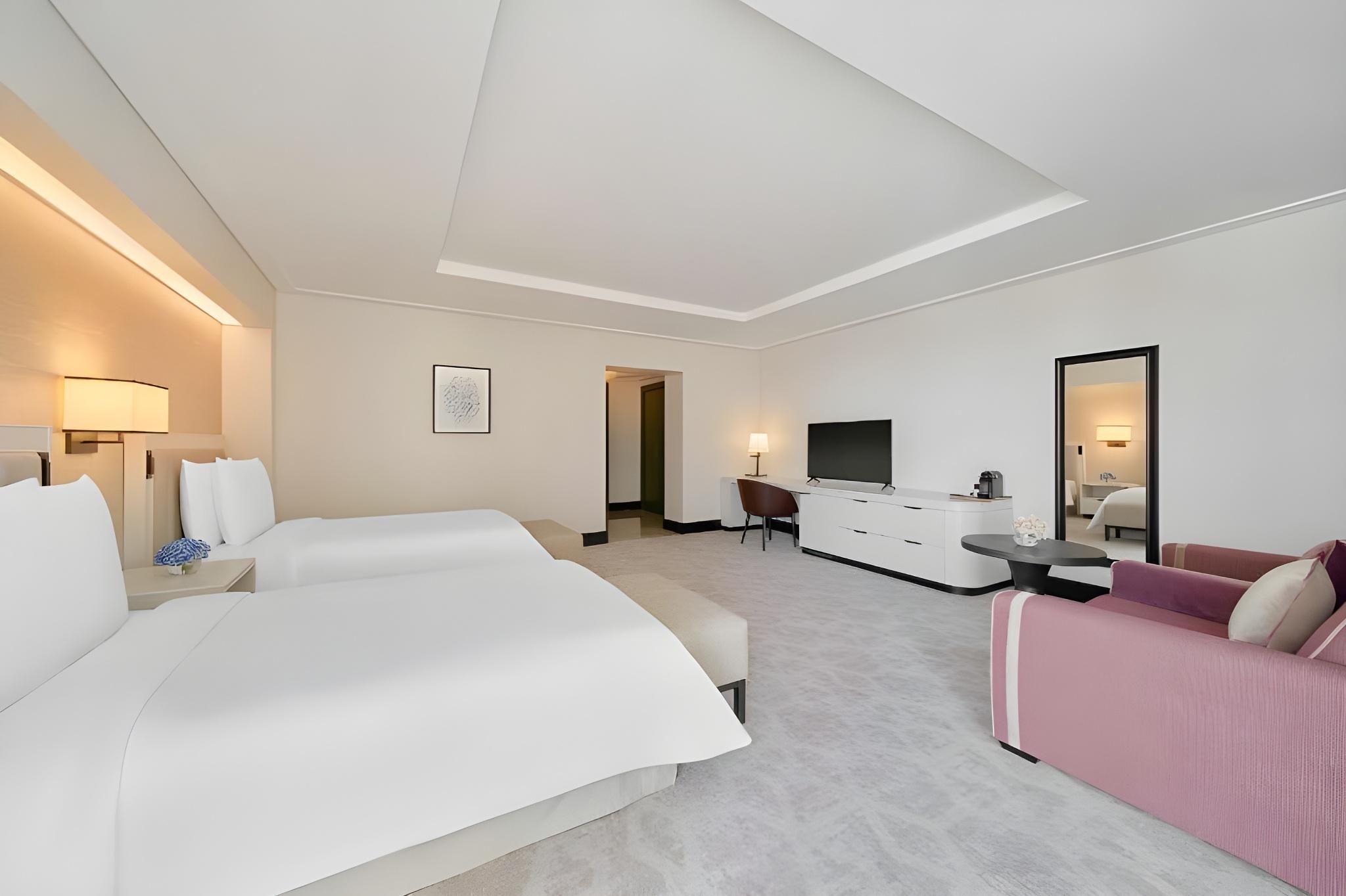 Club Premier Partial Kaaba View Twin Room