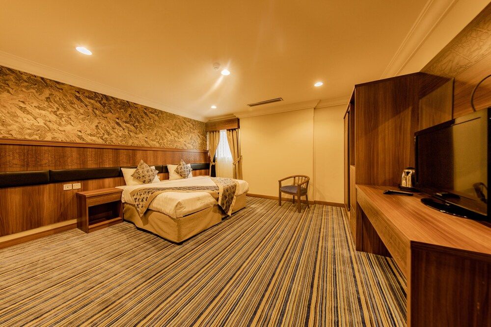 undefined QIMMA HIGAZIA 5