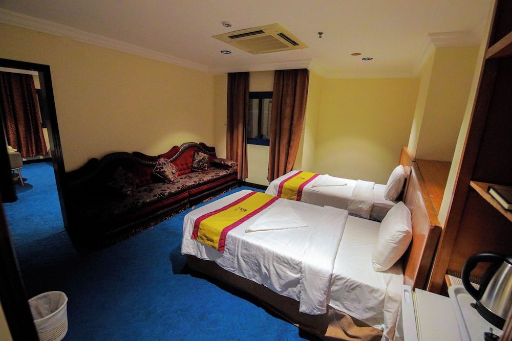 undefined Orouq Al-Dahab Hotel 3