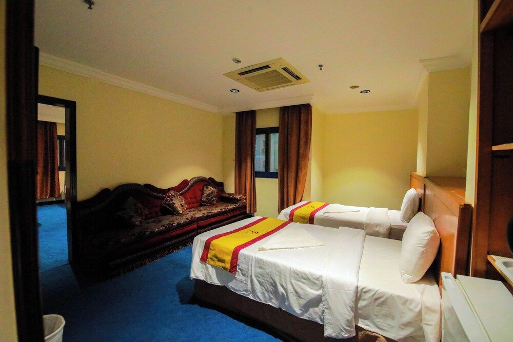 Orouq Al-Dahab Hotel Room and Hall 4