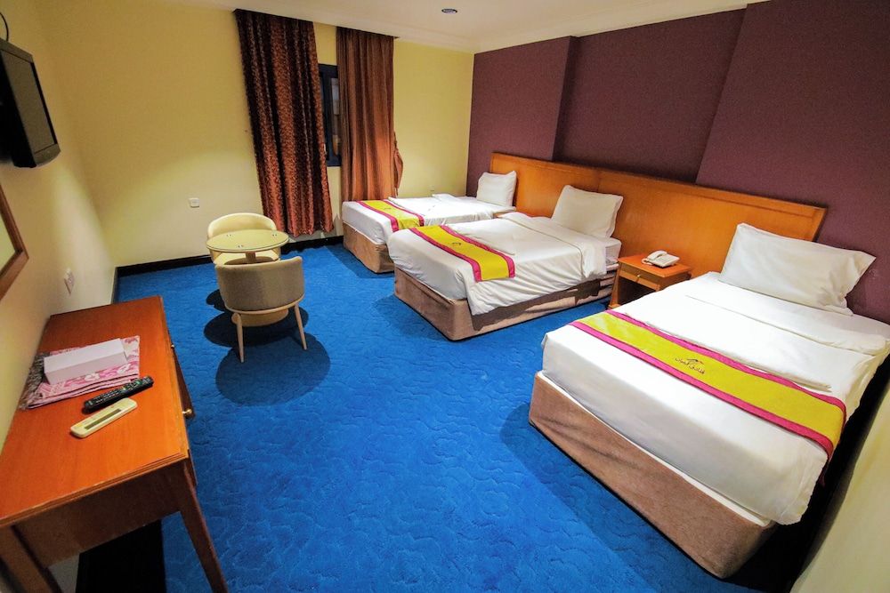 Orouq Al-Dahab Hotel Suite 11