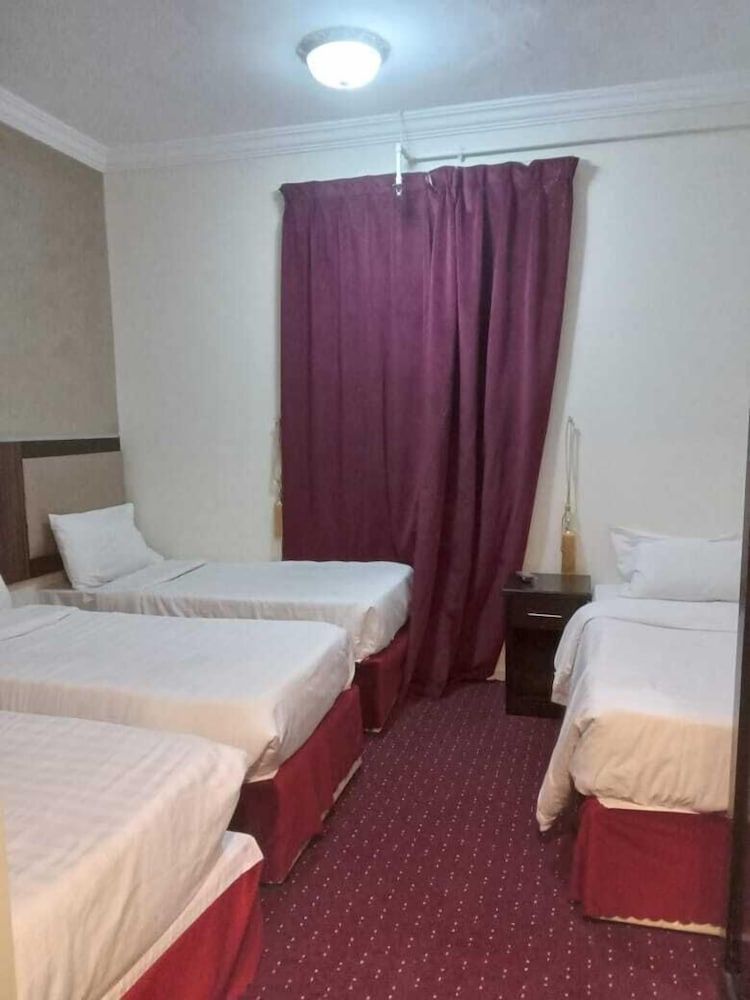 undefined Lulu Aleman Tawer 4