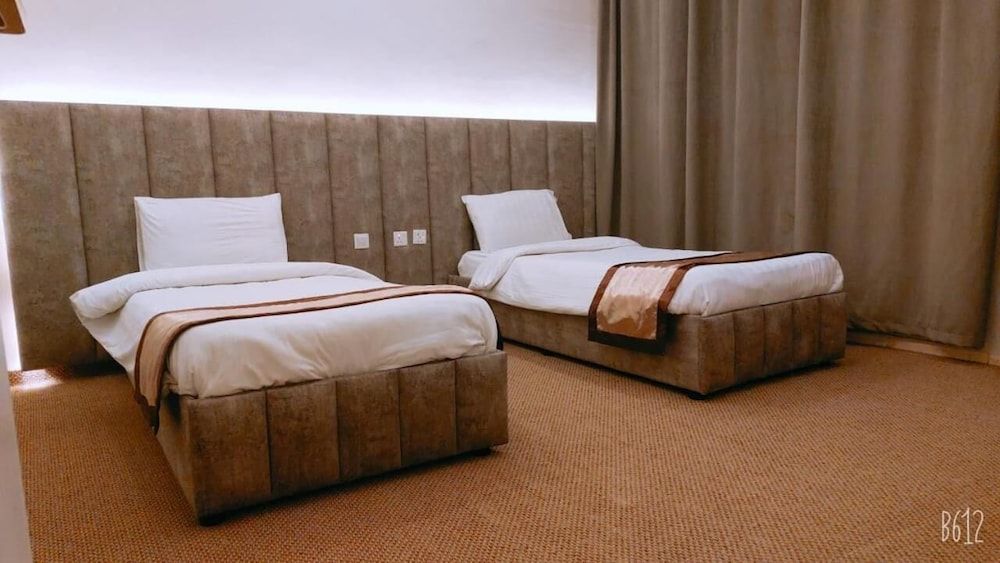 Golden Alareen Deluxe Suite, 2 Bedrooms