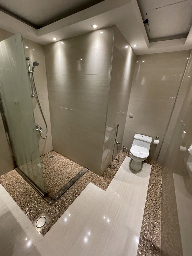 undefined Private Luxury Suites - Al Hamra 10