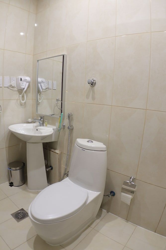 Swat Olaya Hotel Apartments Standard Room with Bathroom 12