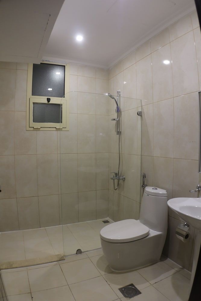 Swat Olaya Hotel Apartments Standard Room with Bathroom 13