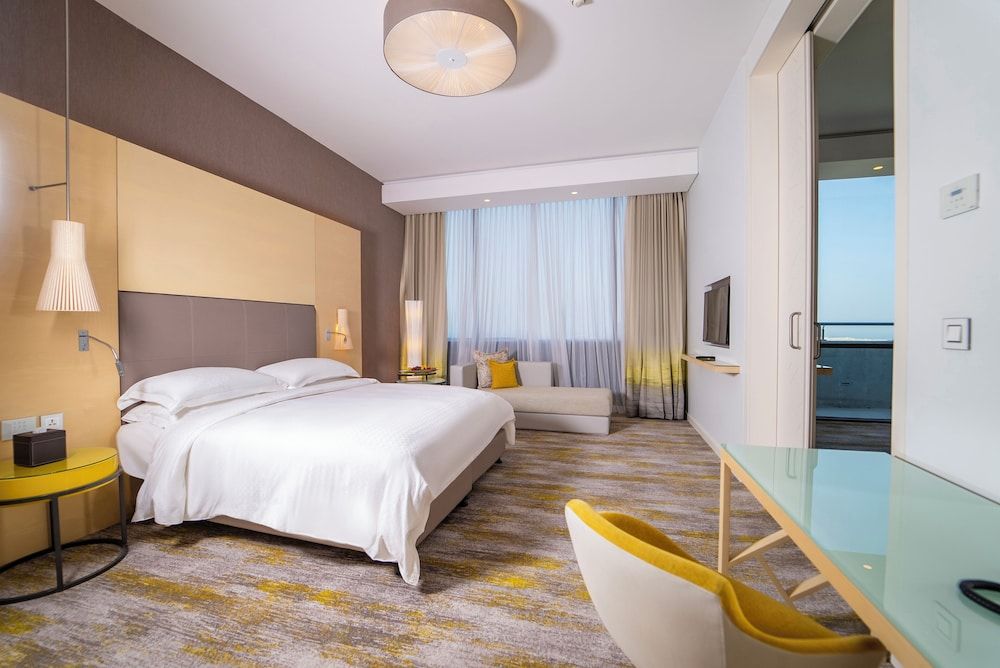 Suite, 1 Bedroom, Club Lounge Access, Sea View