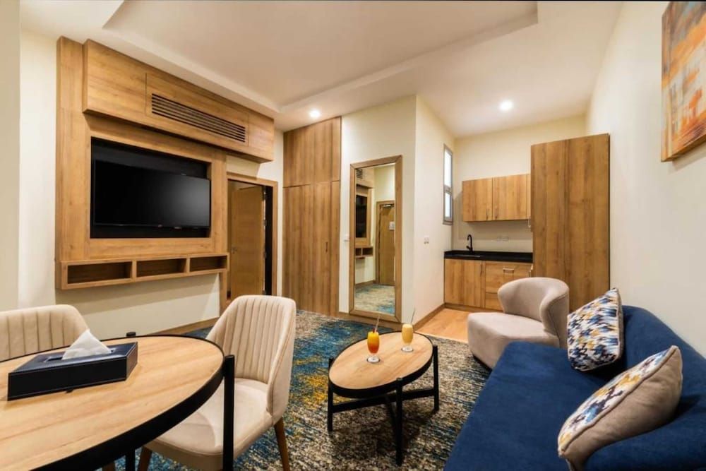 Sunday Luxury Central formerly Anan hotel Standard Room, 1 King Bed 5