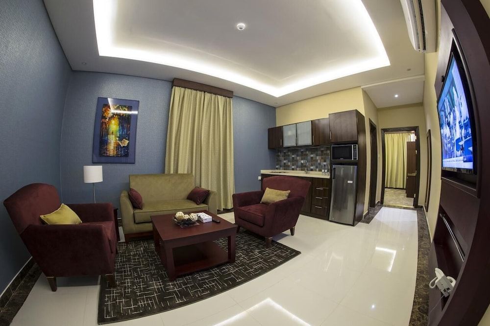 undefined Golden Garden 3