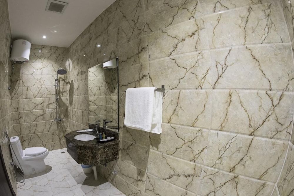 undefined Golden Garden 7