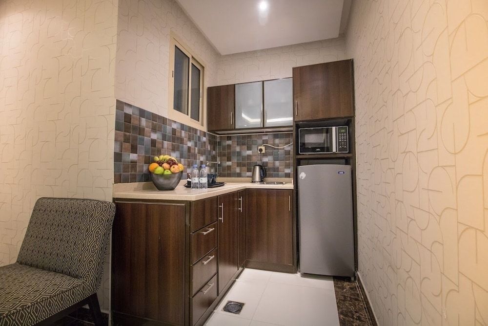 undefined Golden Garden 4