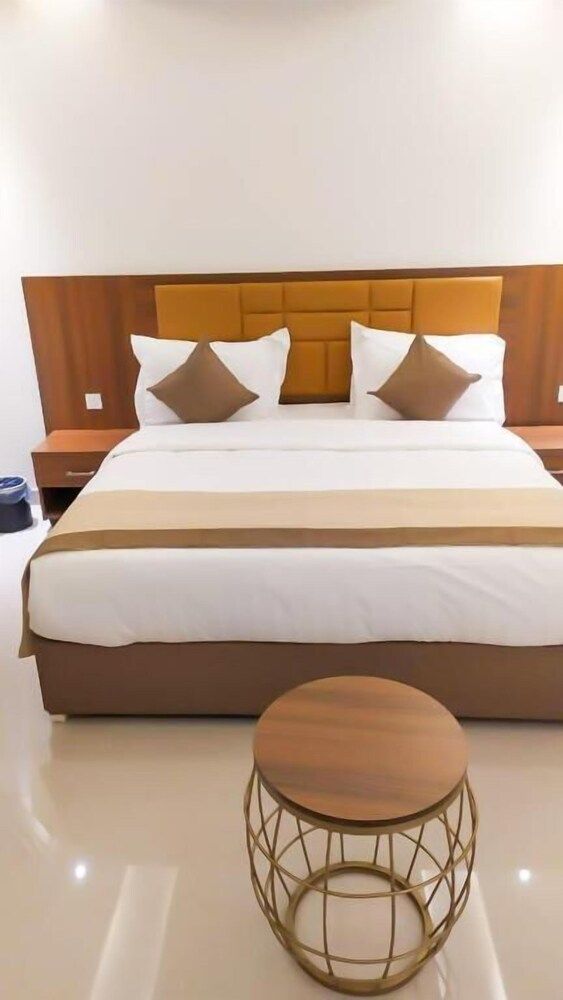 undefined Al Muteb Suites Al Najah
