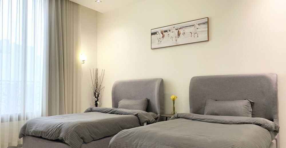 undefined Kease D12 Al Qirwan Apartment