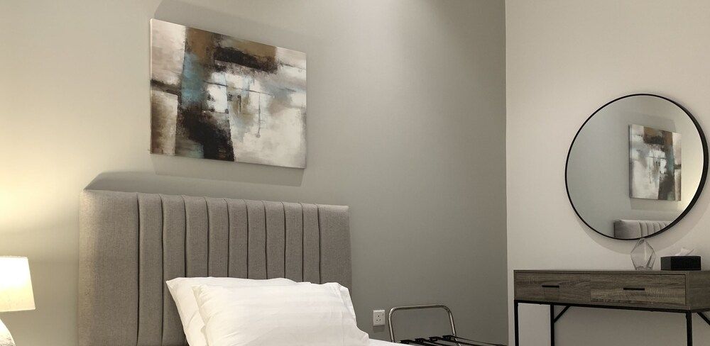 undefined Hittin HomeTel 5